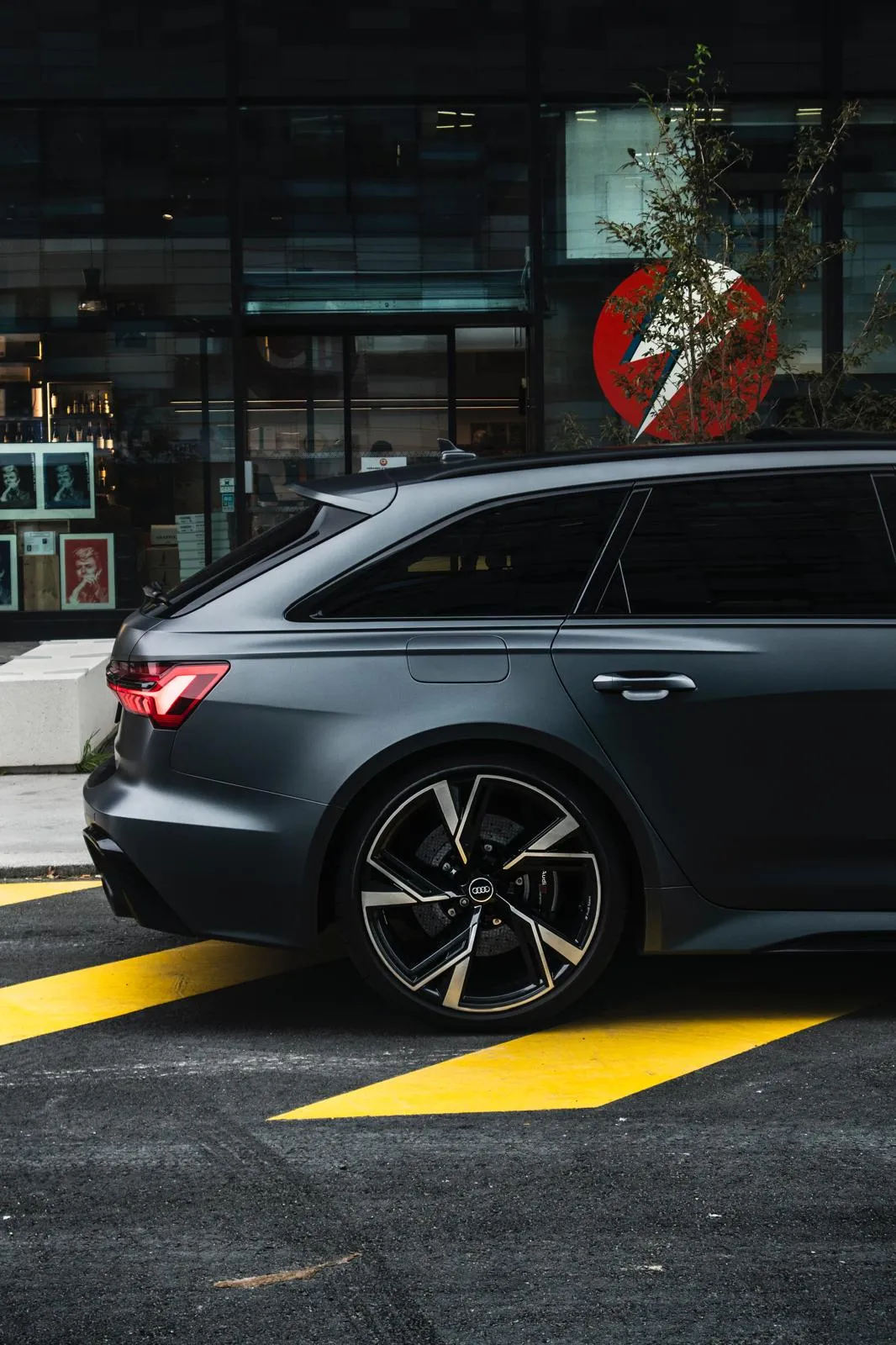 Voiture de luxe AWMOTORS